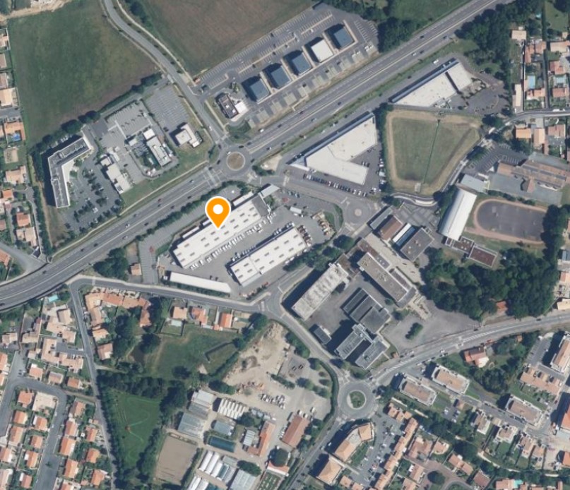 Local commercial 210m²
