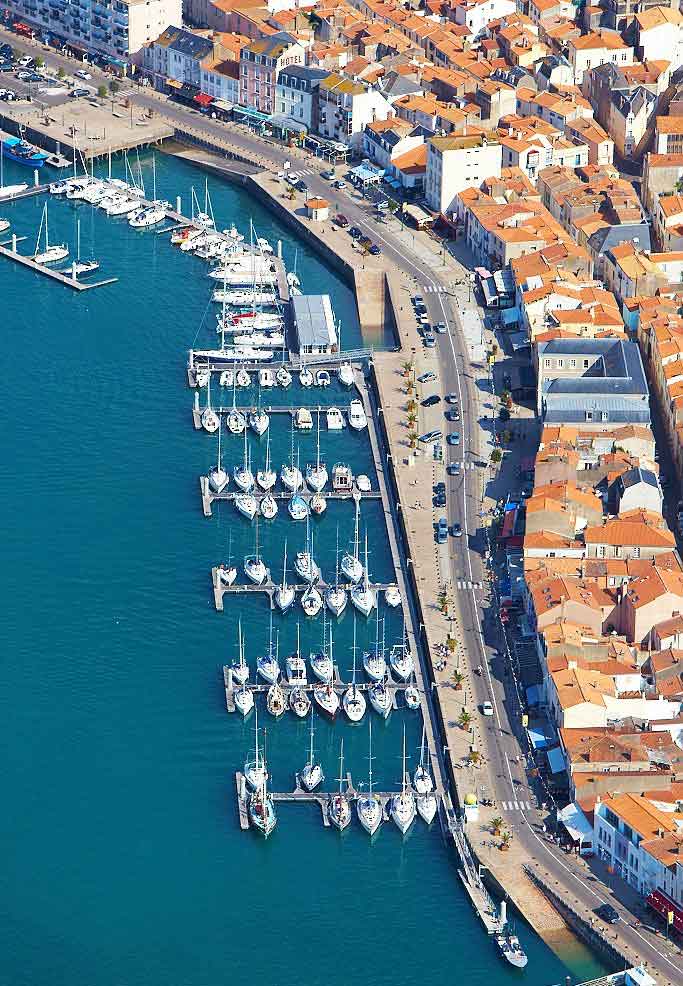 port-plaisance-centre-sables-dolonne